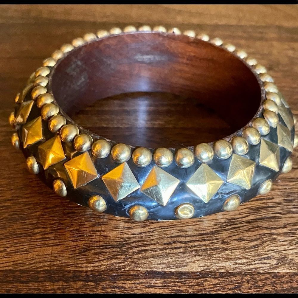 VINTAGE wood & brass cuff bracelet